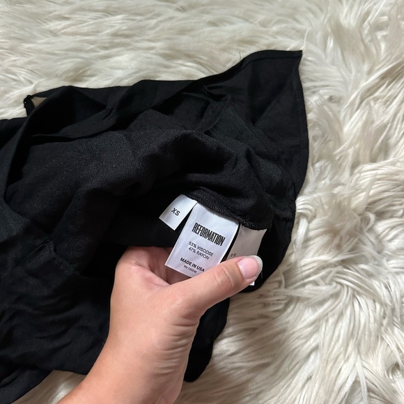 REFORMATION IIona Wrap Top In Black - Picture 5 of 5